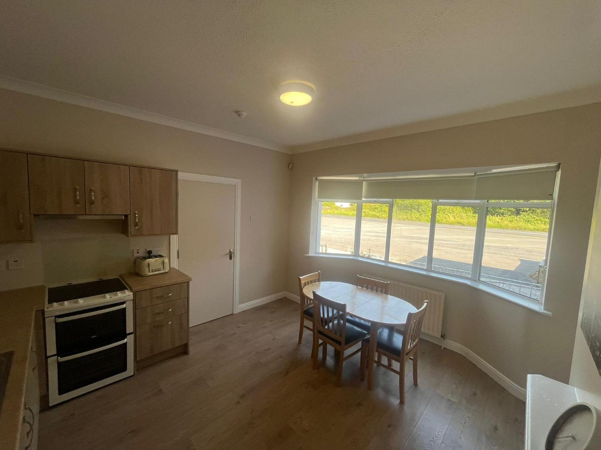 Yeats Lodge Self Catering Apartment And Bar Galway Esterno foto